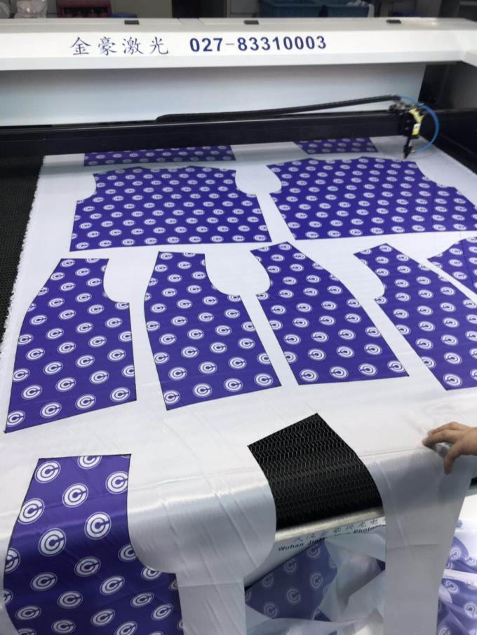 Sublimation Masks Cutting, Sublimation Fabric Industrial Laser Cutter , Co2 Laser Engraving Machine 100w 2