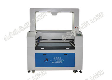 China Automatic Edge Tracking CO2 Laser Cutter , Clothing Label Logo Laser Engraving Cutting Machine factory