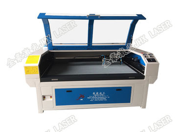 China Double Head Ccd Laser Cutting Machine  Printed Apparel Trademark Jhx - 10080 II factory
