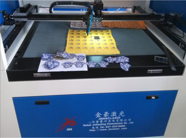 China 300x300 Co2 Laser Machine 100KHZ 100w Laser Engraver For Denim Processing Jeans factory