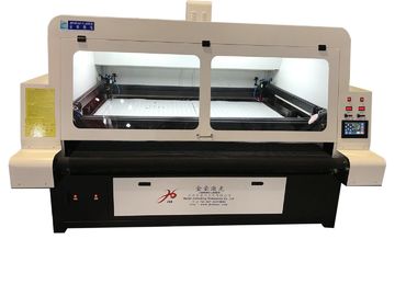 China Custom Textile Laser Cutting Machine , High Precision Fabric Laser Cutter distributor